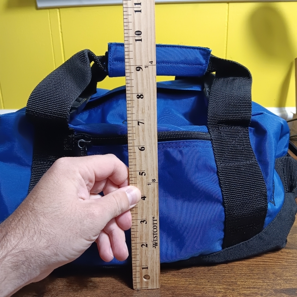 LL Bean Adventure Duffle Bag Blue Nylon Hiking Outdoor Travel Gym Tote - Picture 14 of 14